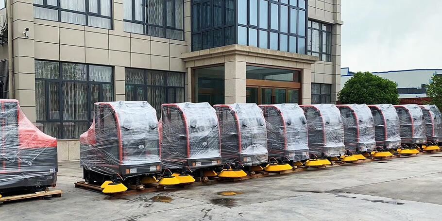 Pivot Cleaing Machinery  floor sweepers & floor scrubbers manufacturer