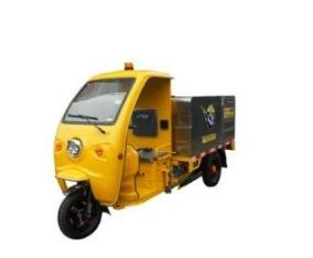 Road /Street Cleaning Machine Car