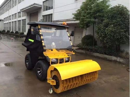 Small And Flexible Ride On Snow Remover