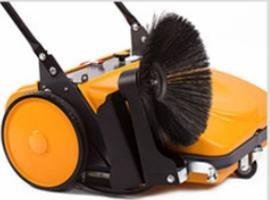 Unpowered Sweeper For Cleaning Iron Scraps