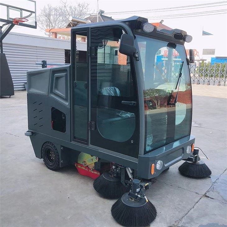 Fully Enclosed Driving Flush Sweeper