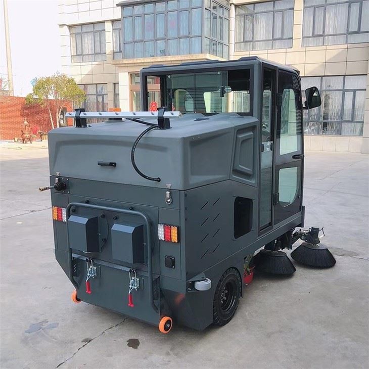 Fully Enclosed Driving Flush Sweeper