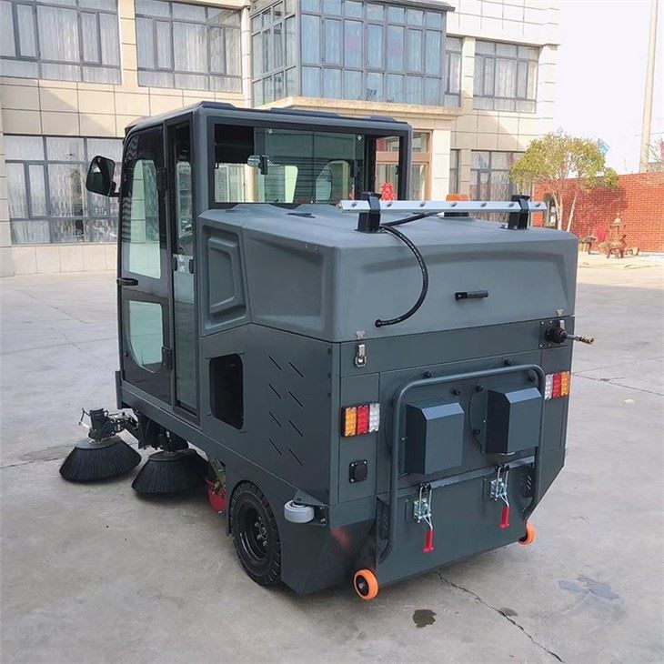 Fully Enclosed Driving Flush Sweeper